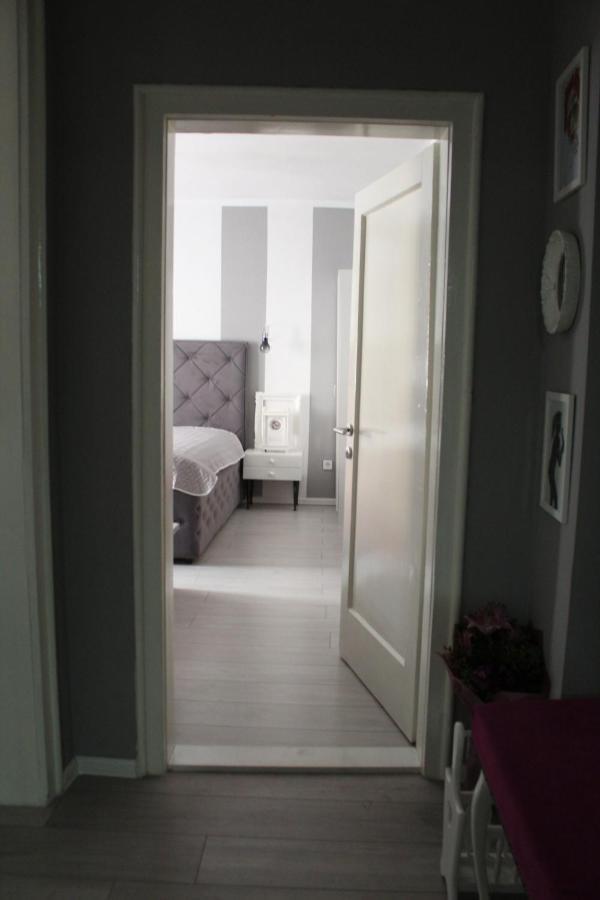 La Rose Apartment Cetinje Exterior photo